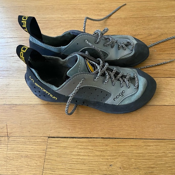 La Sportiva Nago Rock Climbing Shoes - Picture 2 of 4